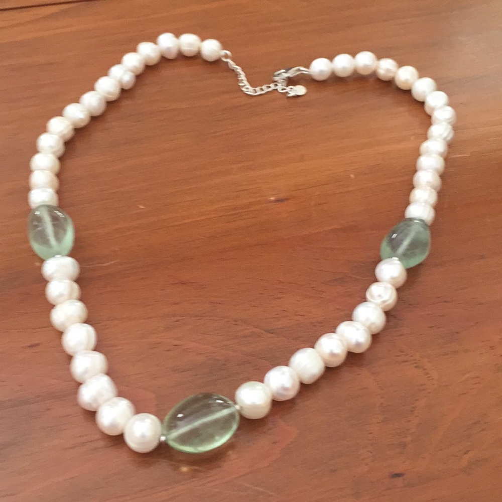 Beautiful fresh water pearl necklace.